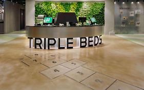 Green World Triple Beds